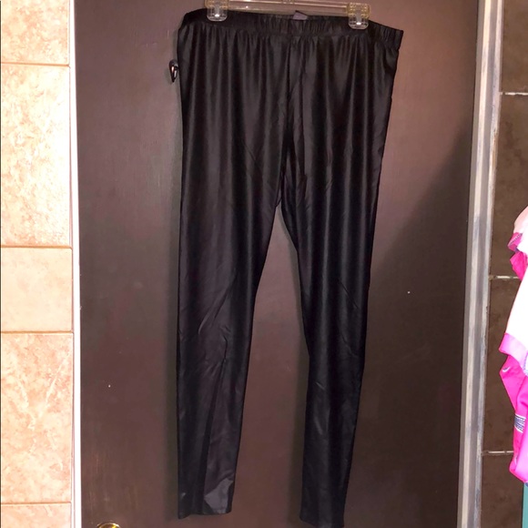 Black leather look legging size XXL - Picture 1 of 3